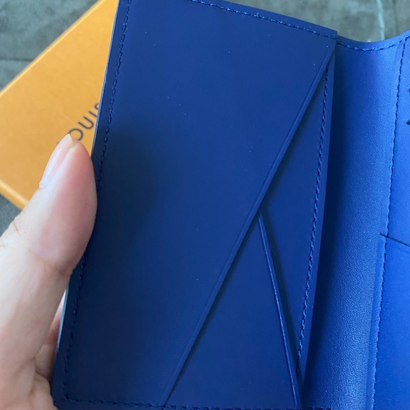 Louis Vuitton Monogram Bleached Blue Bandana Print Card Case Holder Wallet - Picture 4 of 8